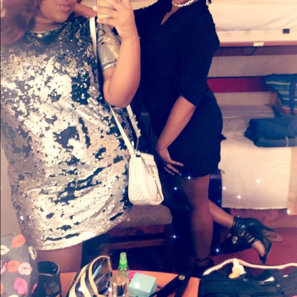 Sparkly T-shirt dress w/ open back